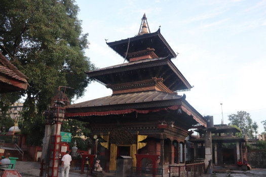 विष्णुमतीको किनारमा रहेको 'लुती अजिमा' अर्थात् इन्द्रायणी मन्दिर